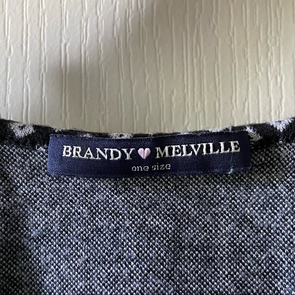 brandy melville halter top - Picture 4 of 5